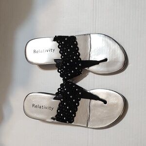 Ladies Relativity Black Flip Flops Sandal Size 8 NWT Make An Offer